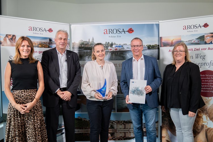 A-ROSA wird von der IHK zu Rostock als einer der besten Ausbildungsbetriebe ausgezeichnet. Foto: A-ROSA Flussschiff GmbH